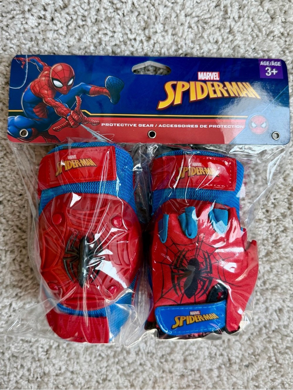 NIB Bell Spider-Man Gloves, Elbow & Knee Pads